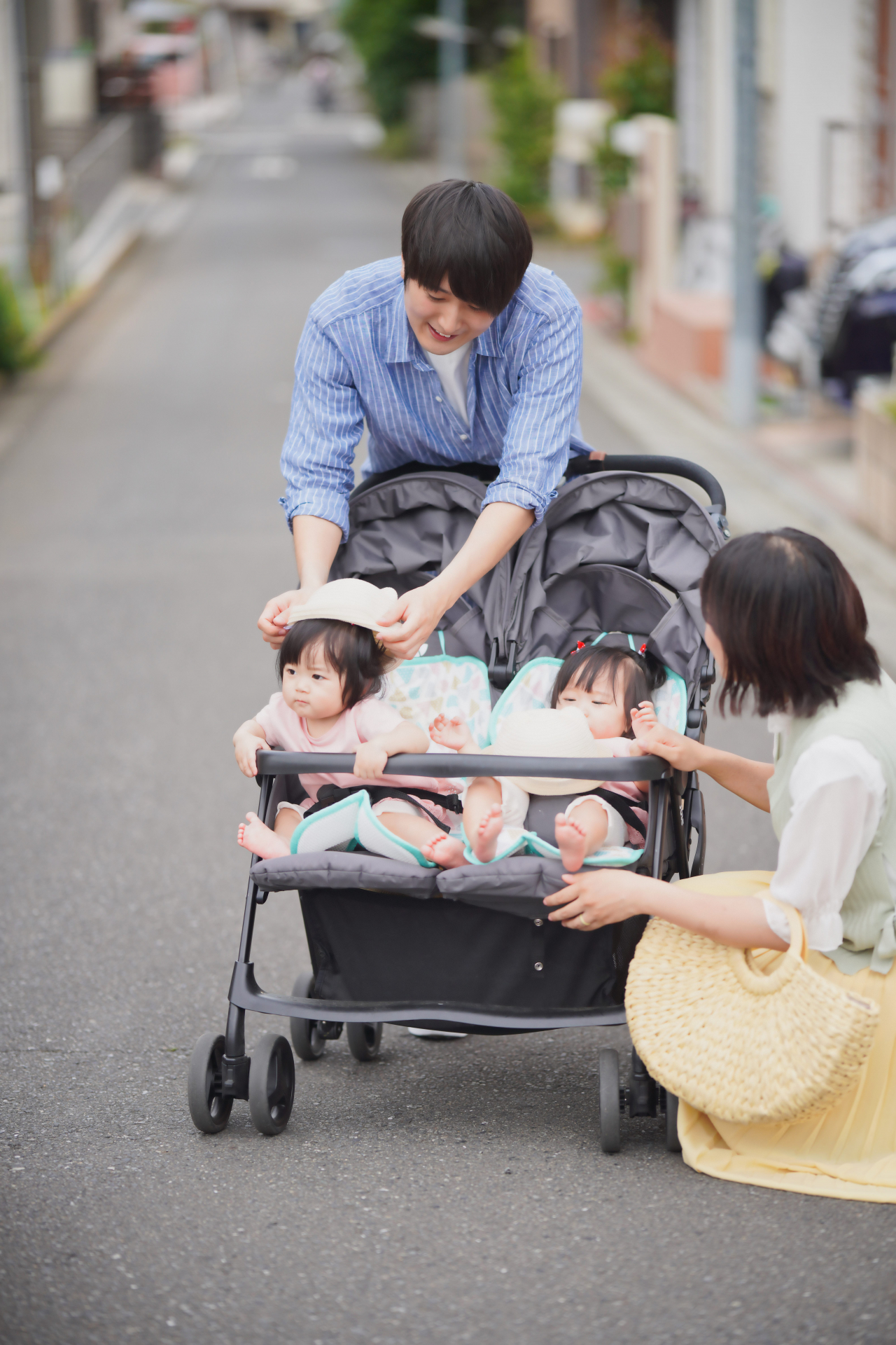 多胎児家庭への思いやり駐車場の使用期間延長を求める活動を始めました